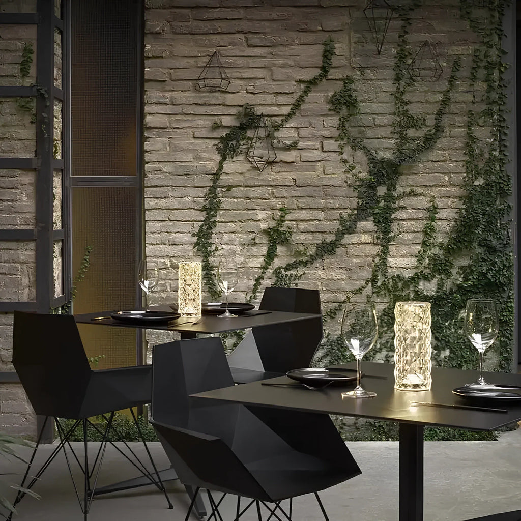 LED-krystalbordlampe med 16 farveindstillinger, justerbar lysstyrke og fjernbetjening