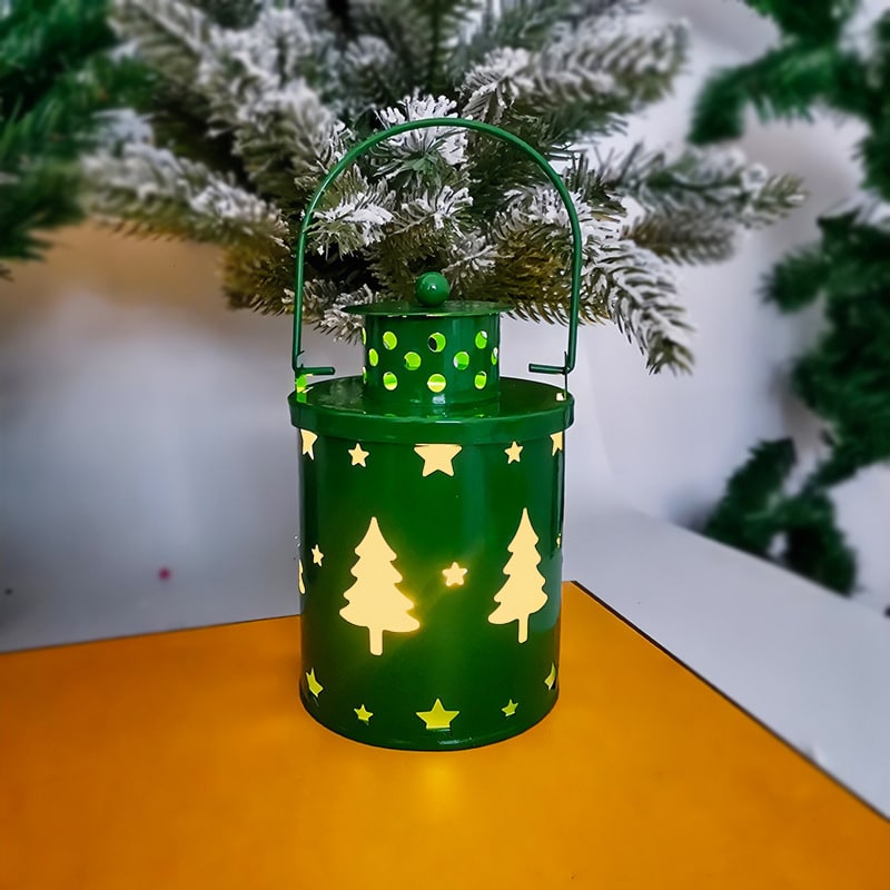 Julelykt i metall med LED-utsparingspaneler, reinsdyr- og snøfnuggdekor