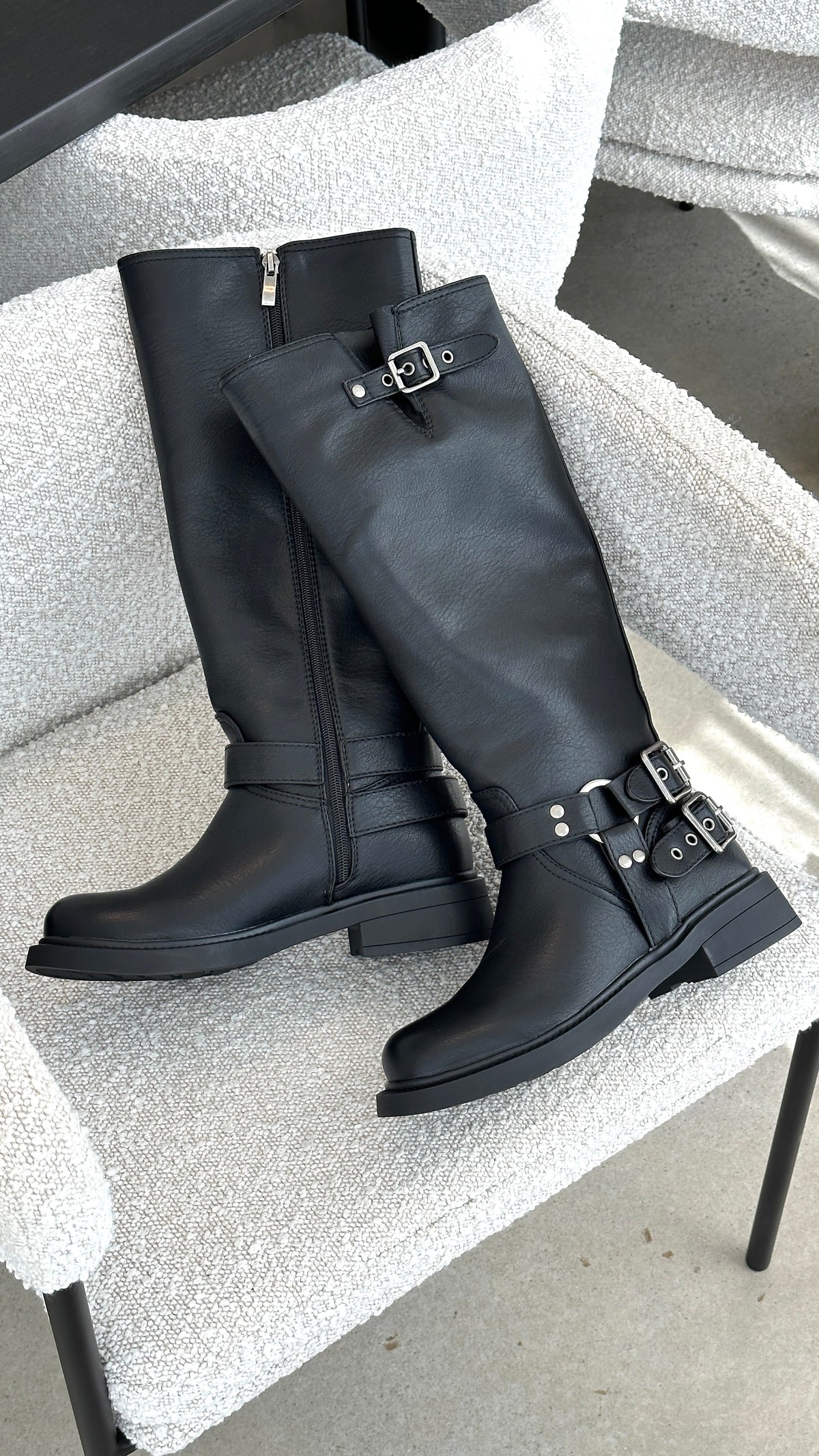 Aris Black Combat Boots With Buckle Closures And Edgy Style