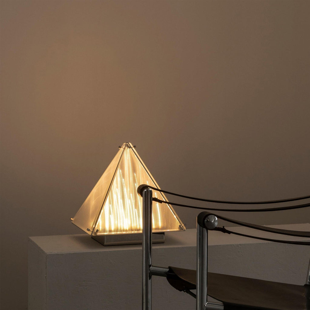 Fragment Table Lamp Modern Triangle Geometry Integrated Led Lighting