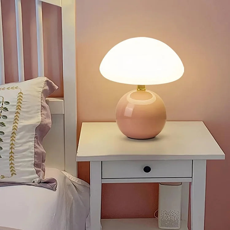 Retro krémová stolní lampa ve tvaru houby, noční světlo inspirované Bauhausem