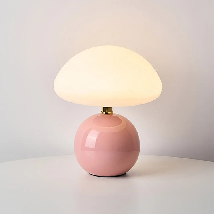 Retro paddenstoelvormige tafellamp, minimalistisch silhouet, warme verstelbare verlichting