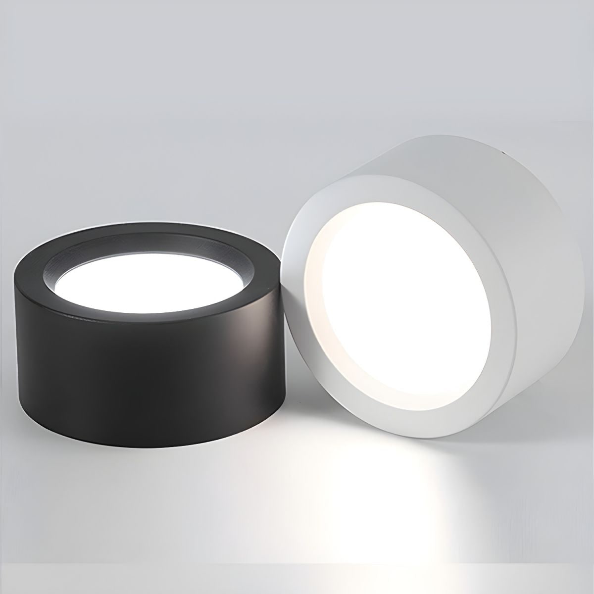 Plafonieră cilindrică modernă LED, montaj direct, eficientă energetic, cu difuzor mat