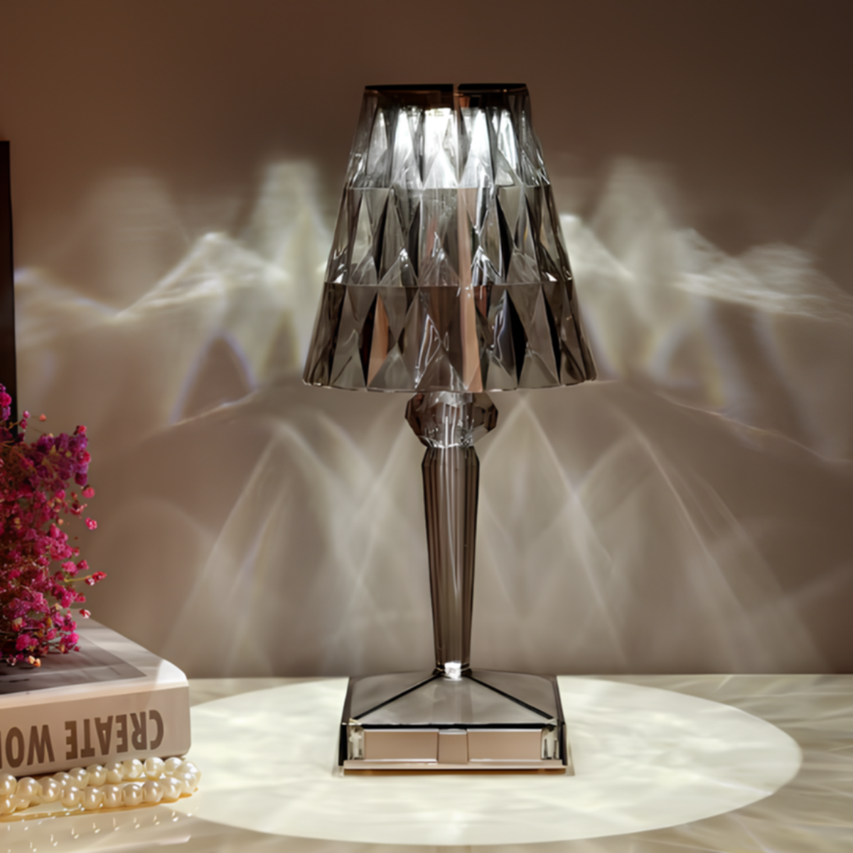 Lámpara decorativa de cristal regulable - Control táctil y diseño compacto recargable