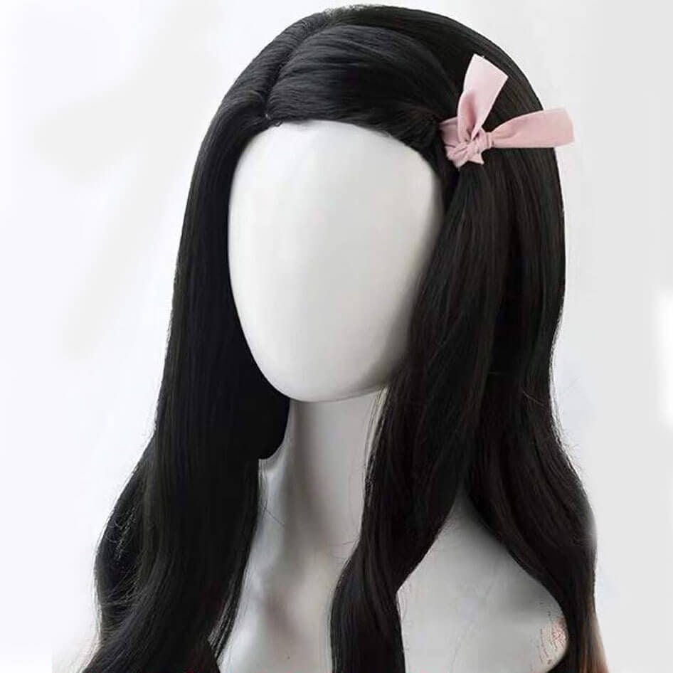 Parrucca lunga e ondulata pre-acconciata per cosplay anime, design a taglio scalato