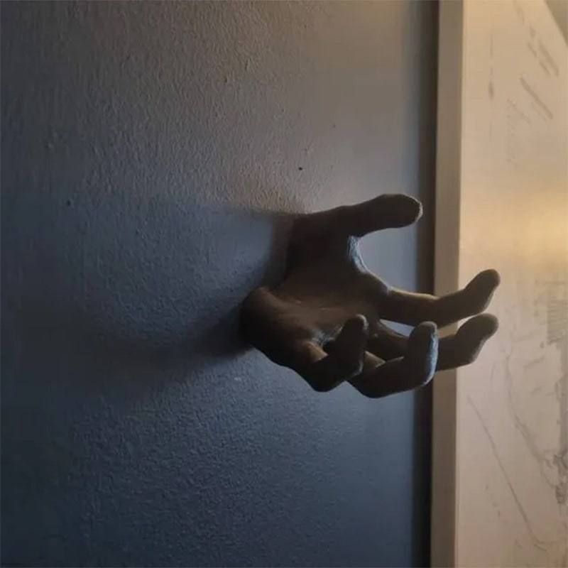 Gruseliger Halloween-Hand-Wandhaken, Schlüsselhalter mit Kette - Dunkles, mattes Design