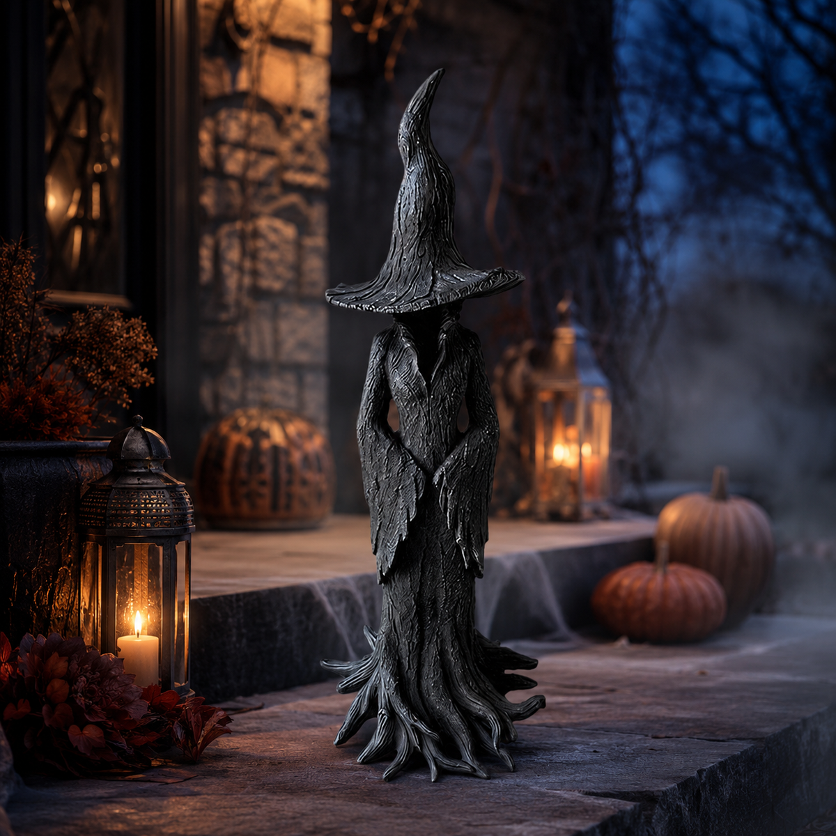 Figurine de sorcière gothique d’Halloween, finition gris foncé et base texturée en racines d’écorce
