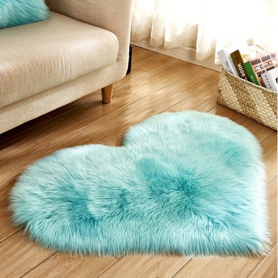Heart Shaped Plush Faux Fur Area Rug 8 By 10 Non Slip Pad