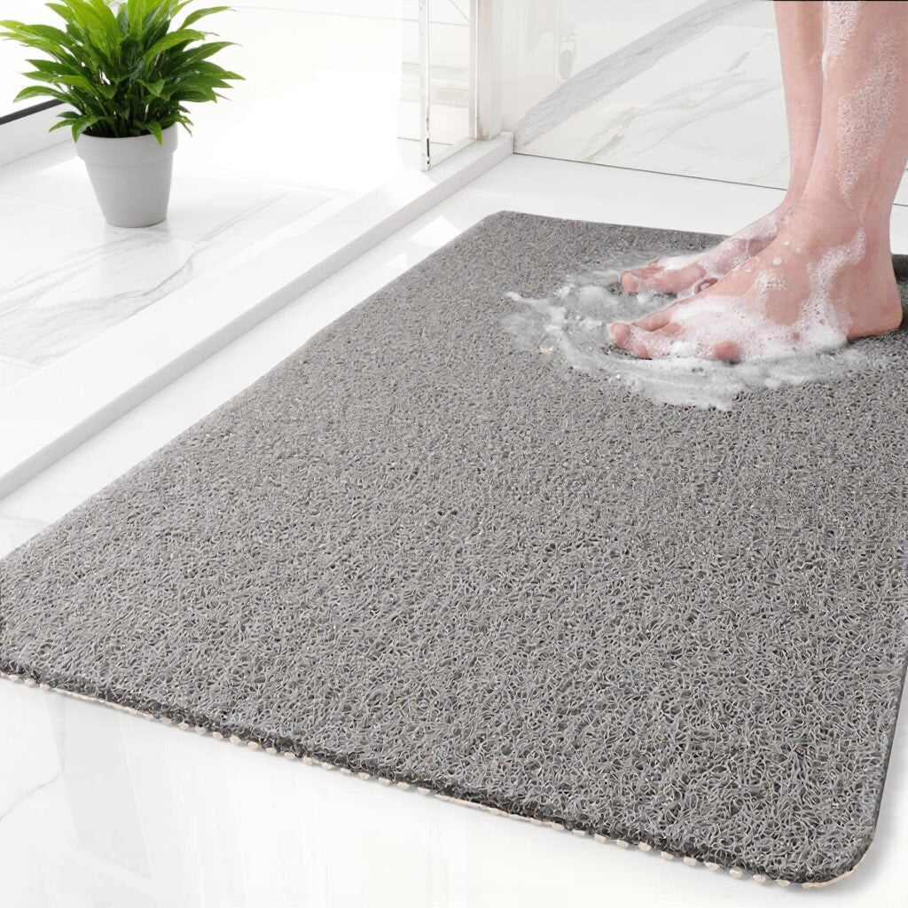 Rutschfeste Duschmatte aus weichem Material mit effizientem Wasserablauf für mehr Sicherheit im Badezimmer | ribuella