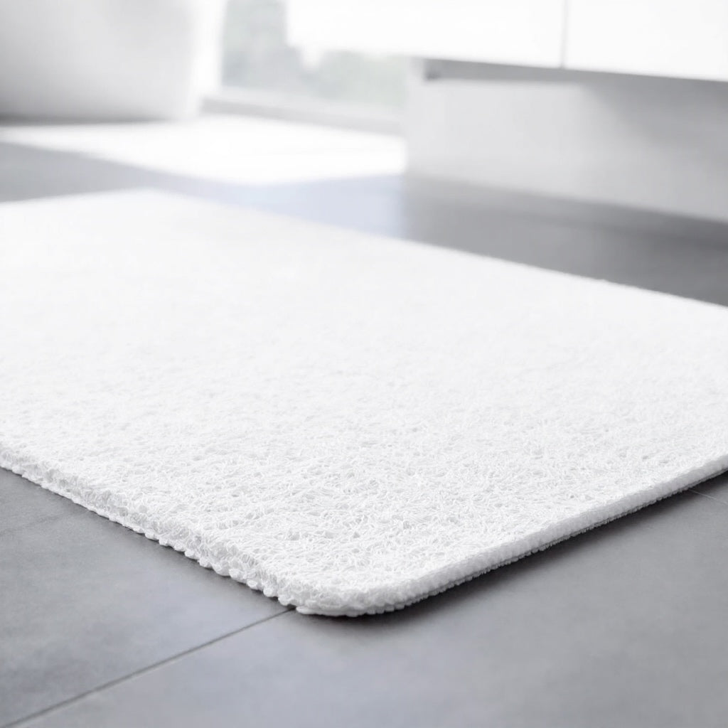 Rutschfeste Duschmatte aus weichem Material mit effizientem Wasserablauf für mehr Sicherheit im Badezimmer | ribuella