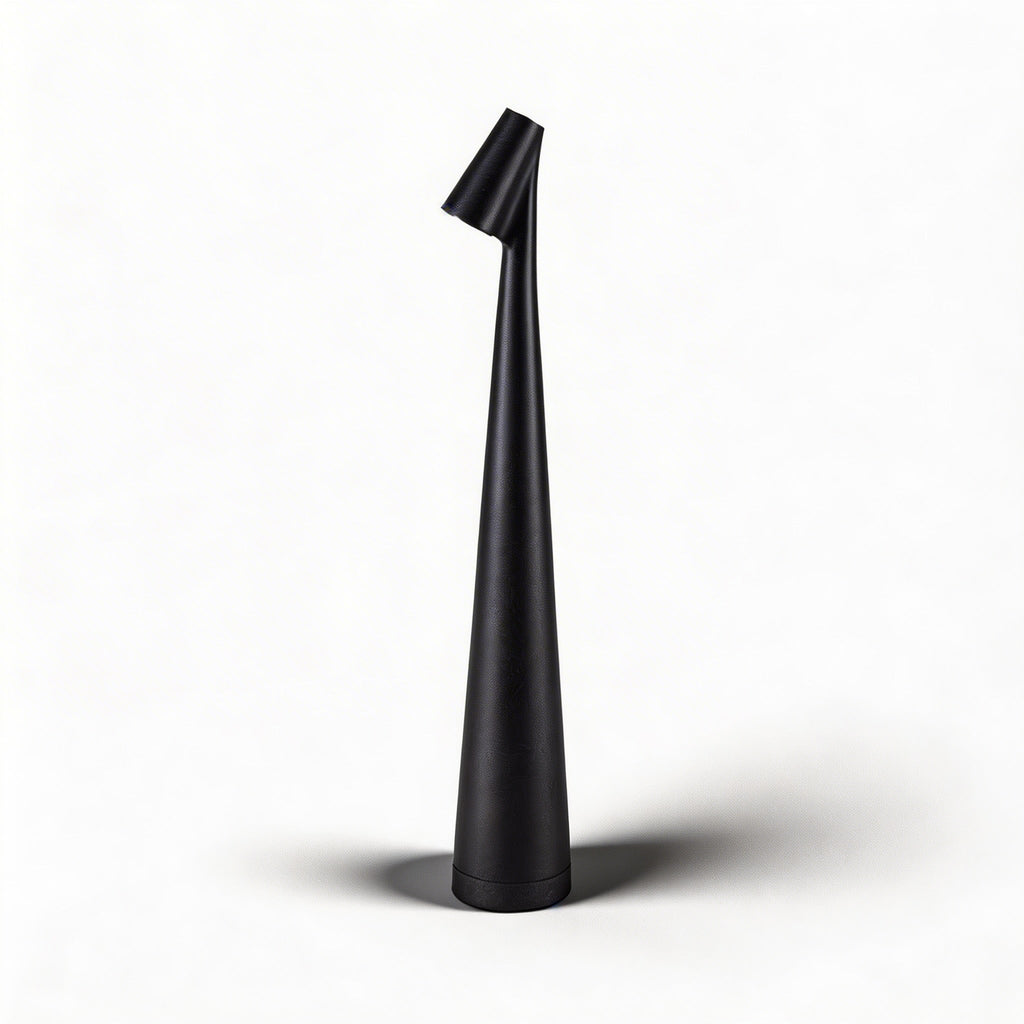 Lampe de table moderne en forme de cône, LED à intensité variable et réglable, design métallique rechargeable par USB et sans fil | ribuella