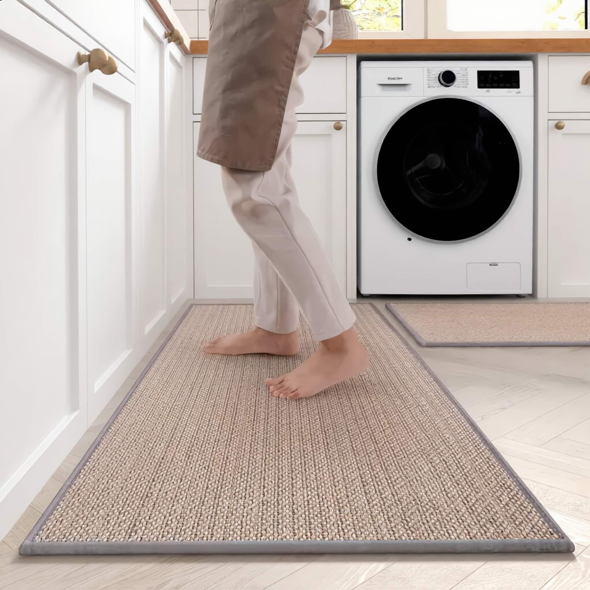 Skridsikkert køkkenmåttesæt i miljøvenligt twillmateriale med komfort og støtte, anti-træthed, til sikker madlavning | ribuella