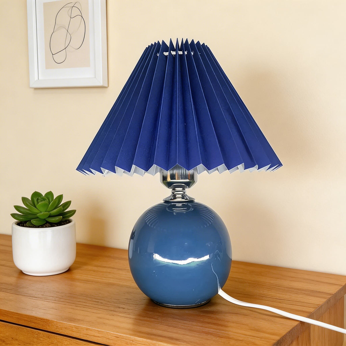 Candeeiro de mesa vintage com base de cerâmica, lâmpada LED E27 ajustável para quarto, mesa de cabeceira ou utilização junto à cama | ribuella