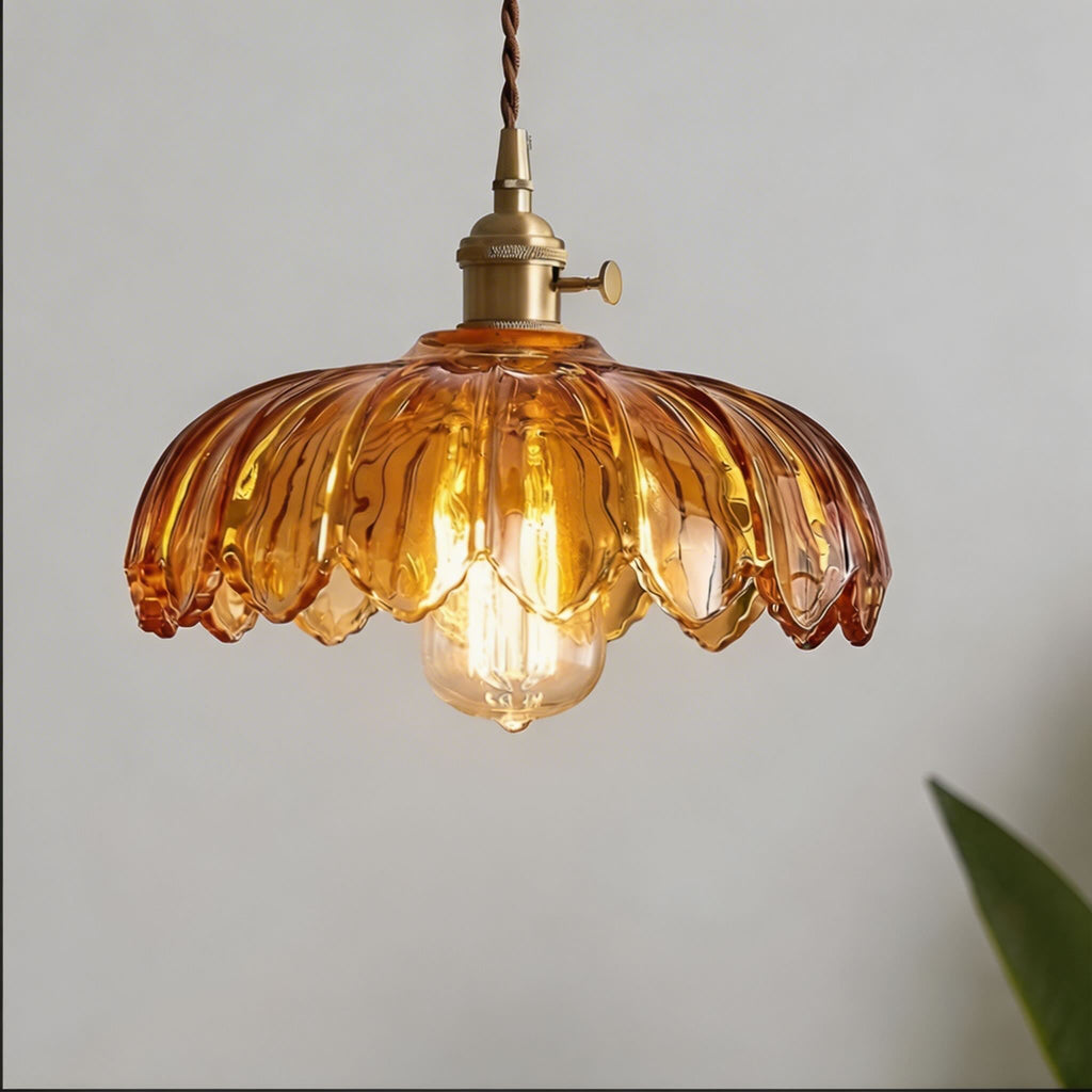 Verstellbare Mini-Pendelleuchte im nordischen Stil aus Glas mit floralem Design | ribuella