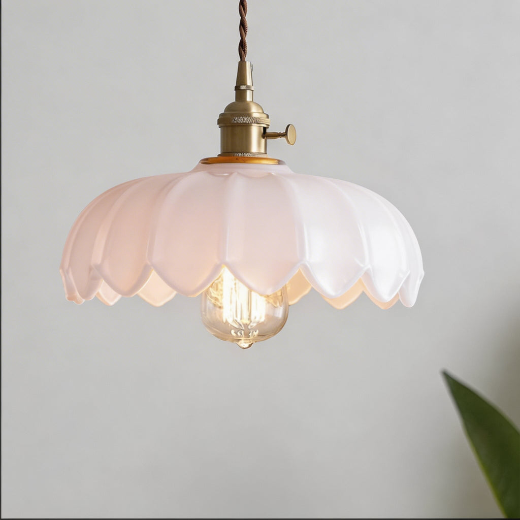 Verstellbare Mini-Pendelleuchte im nordischen Stil aus Glas mit floralem Design | ribuella