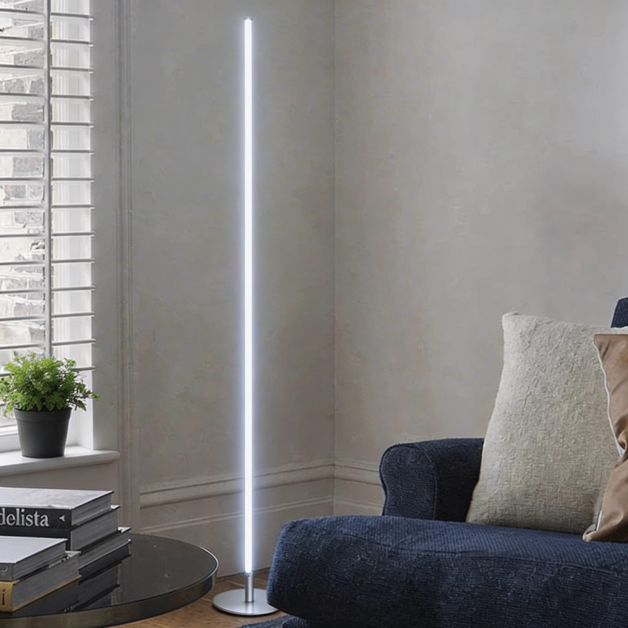 Moderní průmyslová stojací lampa s nastavitelnou výškou, kovovou konstrukcí a LED osvětlením pro obývací pokoj | ribuella