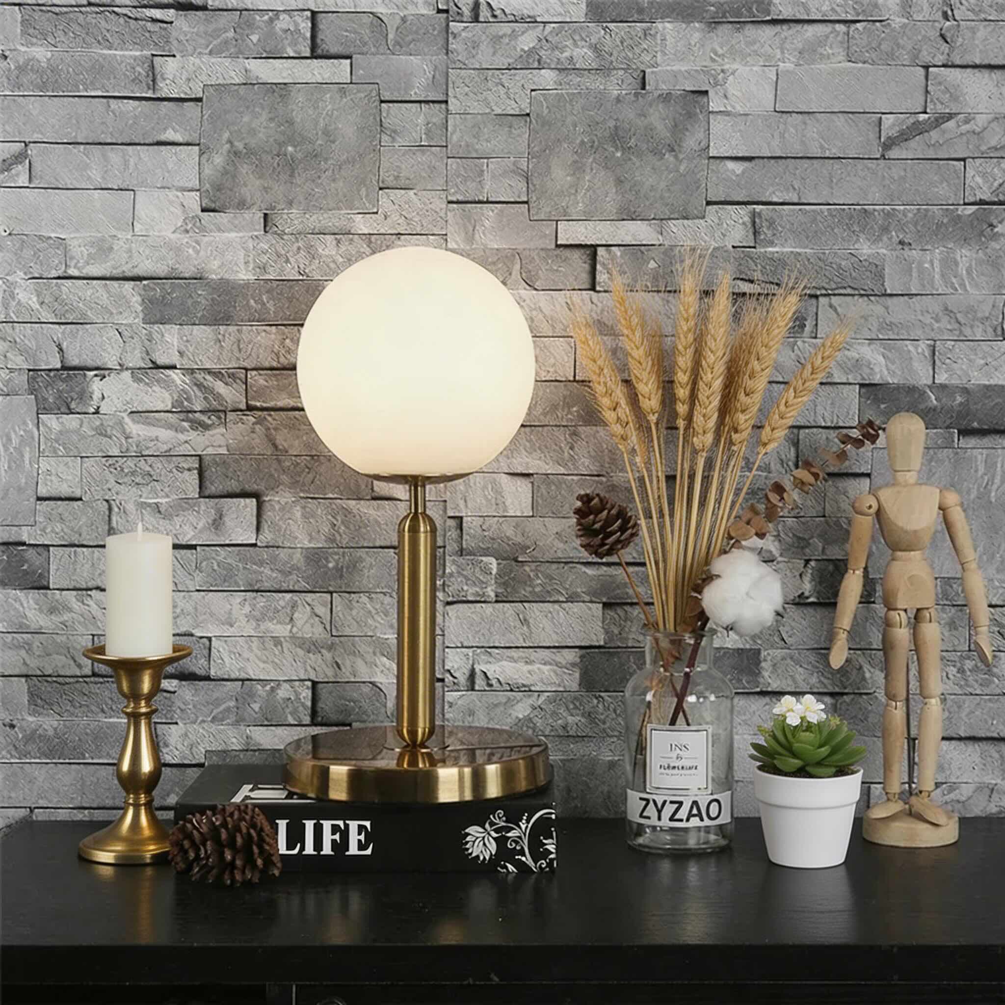 Lampada da tavolo moderna nordica a LED con sfera in vetro, luce da comodino E26 per arredamento della camera da letto | ribuella