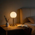 Lampe de table moderne au design de boule en verre, LED, ampoule E27 incluse, réglable, pour chambre et bureau | ribuella