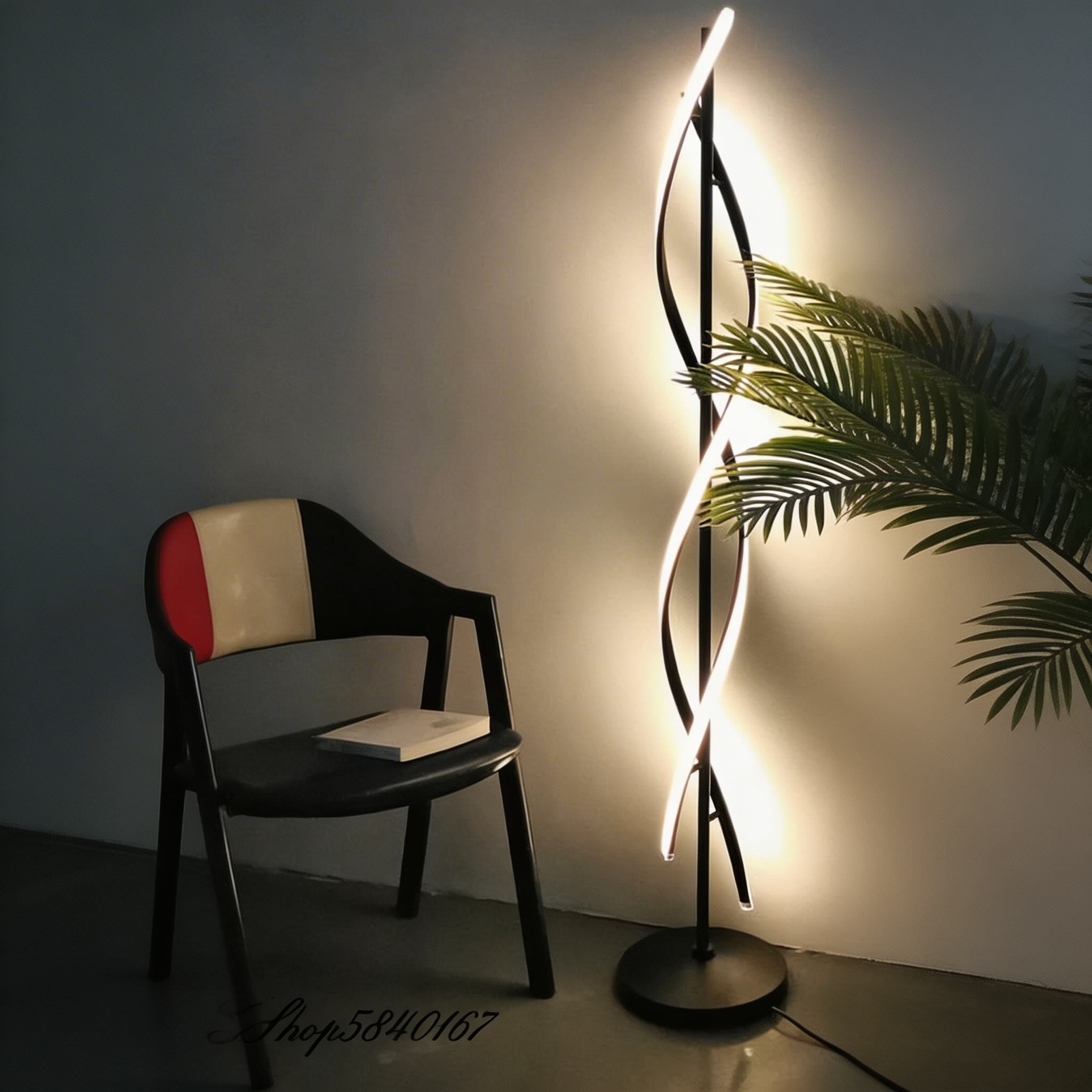 Moderní stojací lampa s nastavitelným hliníkovým LED světlem a 360° osvětlením do obývacího pokoje | ribuella