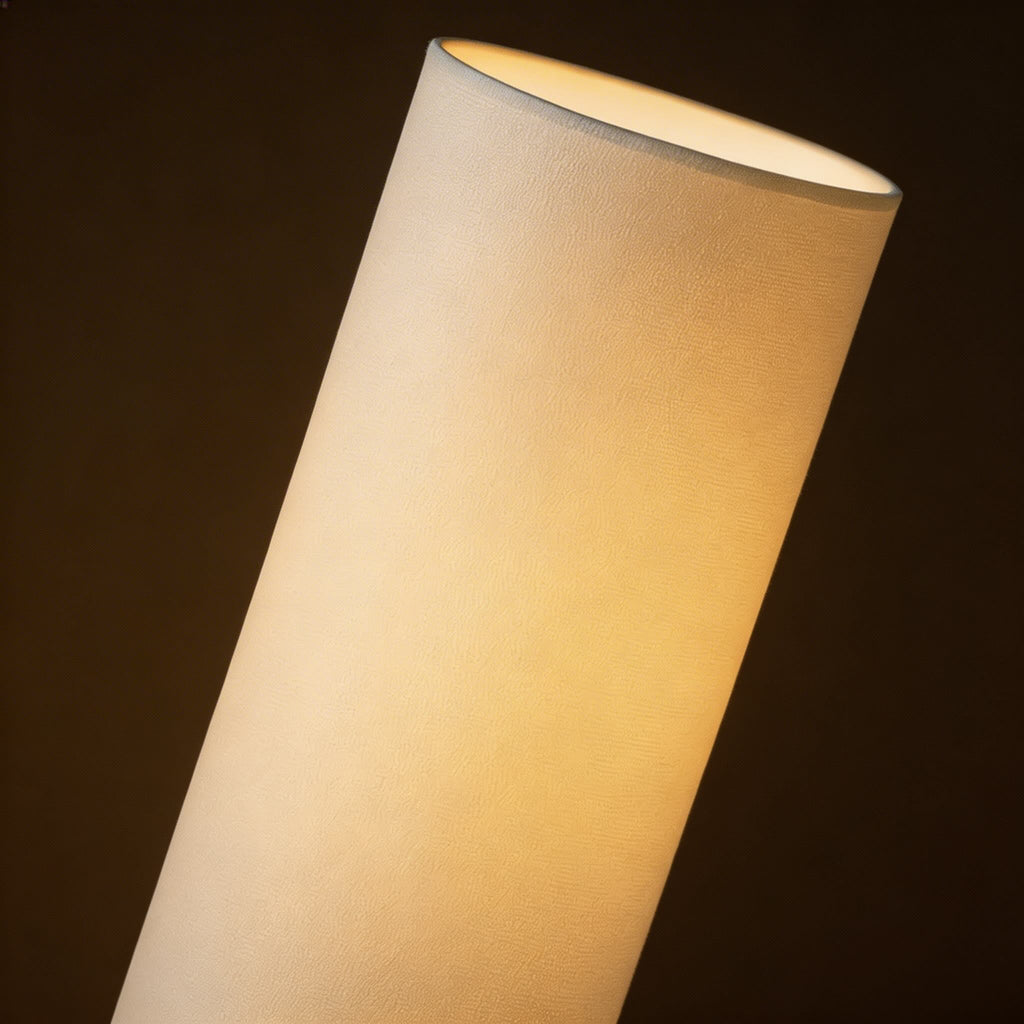 Moderní stojací lampa s nastavitelným tříbarevným LED světlem, podstavcem z přírodního dřeva a látkovým stínidlem do obývacího pokoje | ribuella