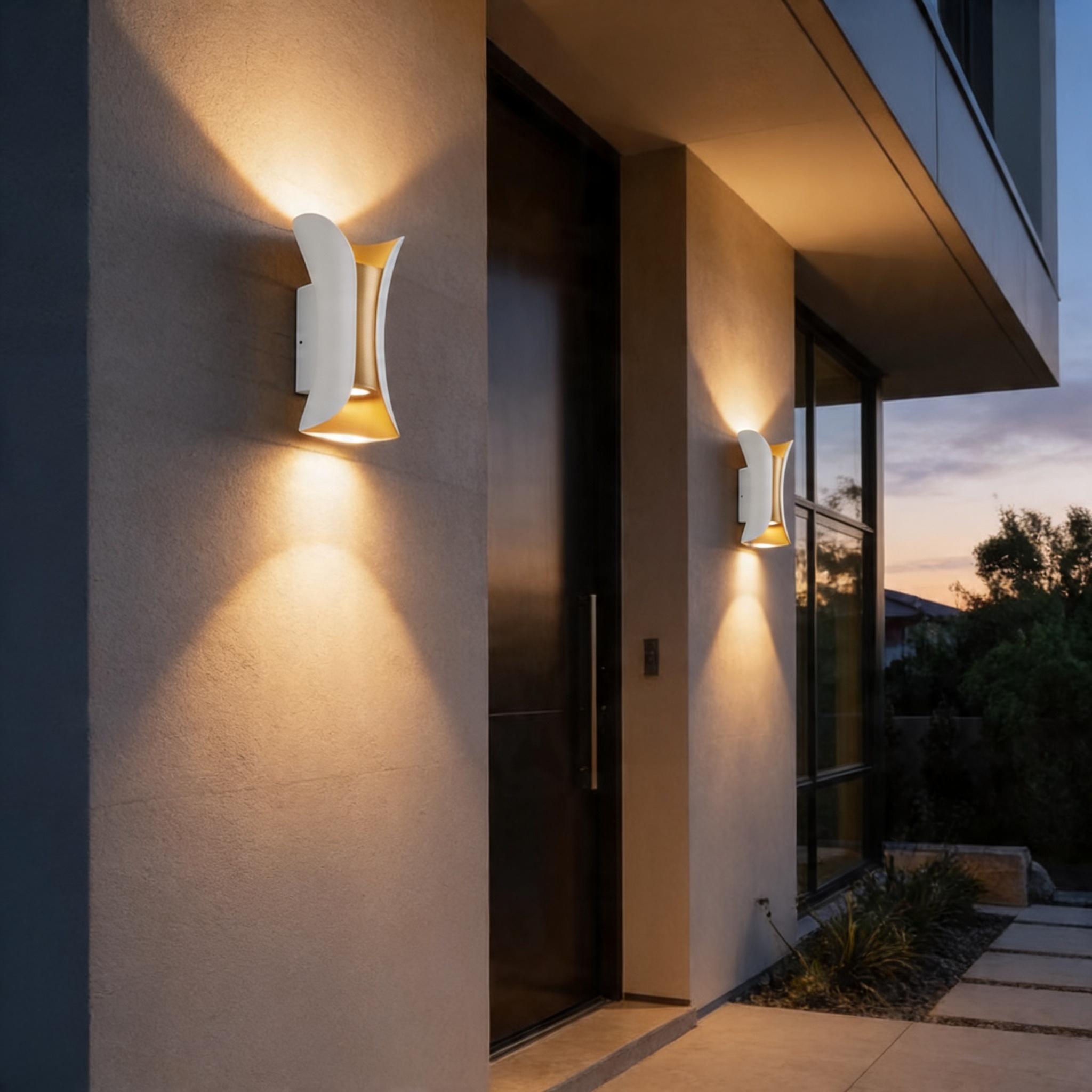 Moderne Up-and-Down-Wandleuchte aus Aluminium mit Glasschirm, LED-Bewegungssensor, wasserdichte Außen-Wandleuchte | ribuella