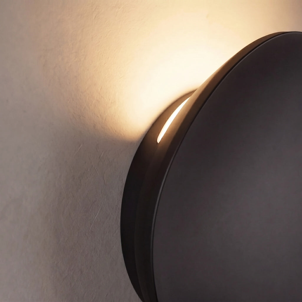 Modern Outdoor Wall Light Waterproof Aluminum Body Integrated LED 7W for Exterior Illumination | ribuella
