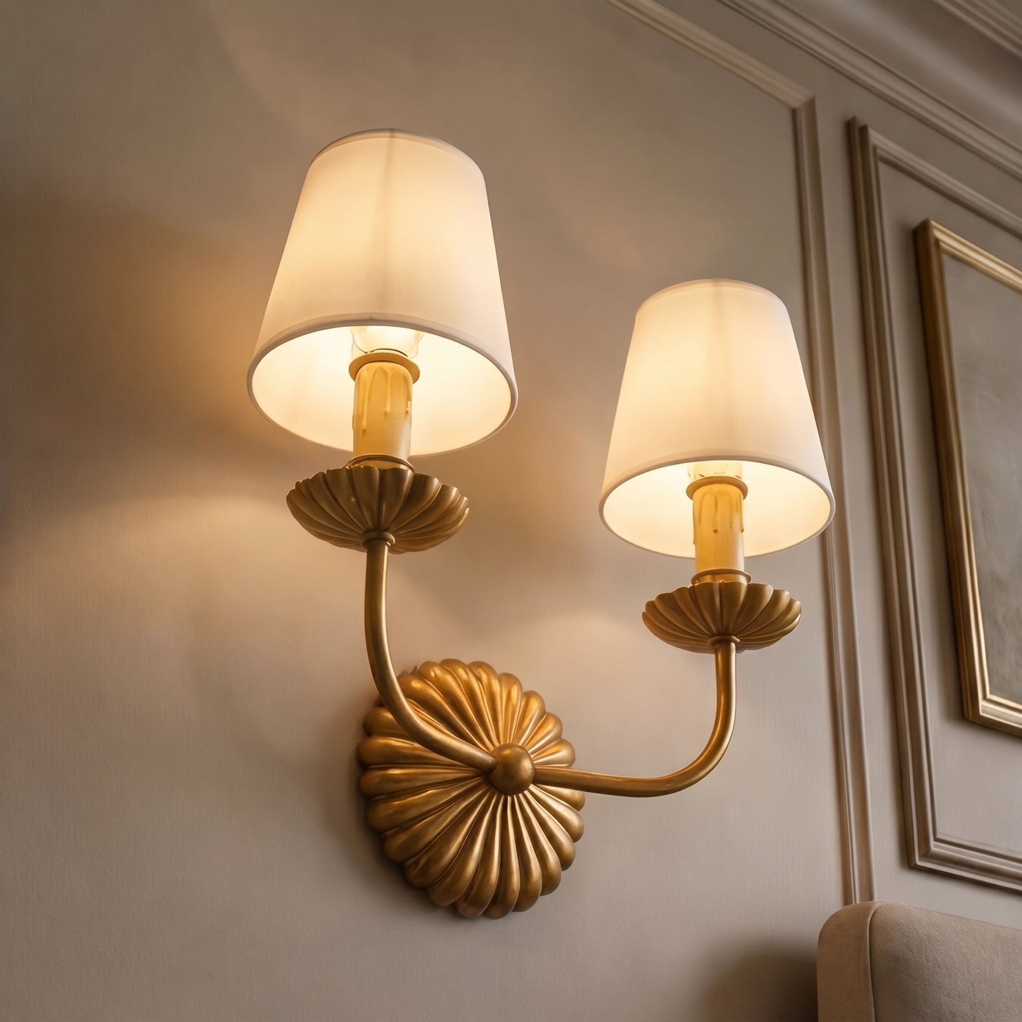 Moderne, verstellbare LED-Leuchte aus Metall zur zeitgemäßen Wohnraumdekoration | ribuella