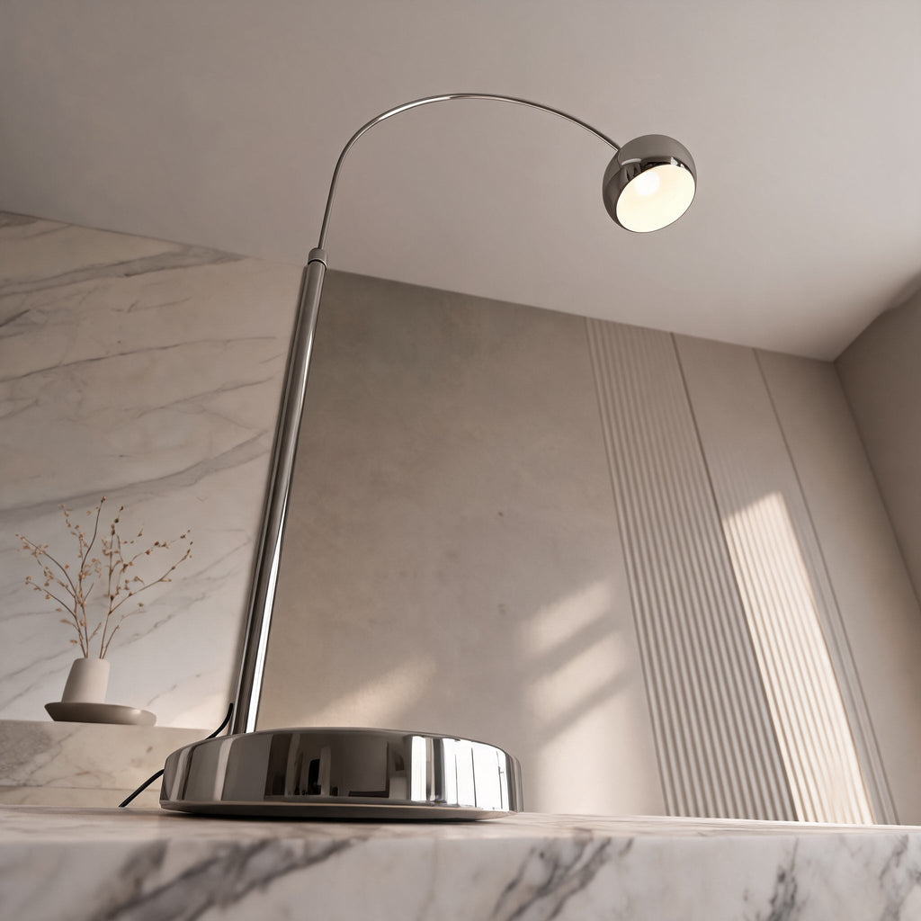 Moderní nastavitelná černá stojací lampa s LED osvětlením a kovovou konstrukcí | ribuella