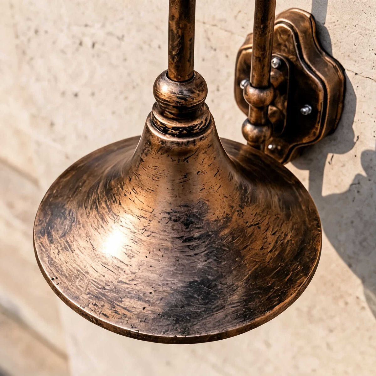 Vintage Outdoor Wall Light Waterproof Aluminum Horn Shape LED Fixture Warm White 3000K | ribuella