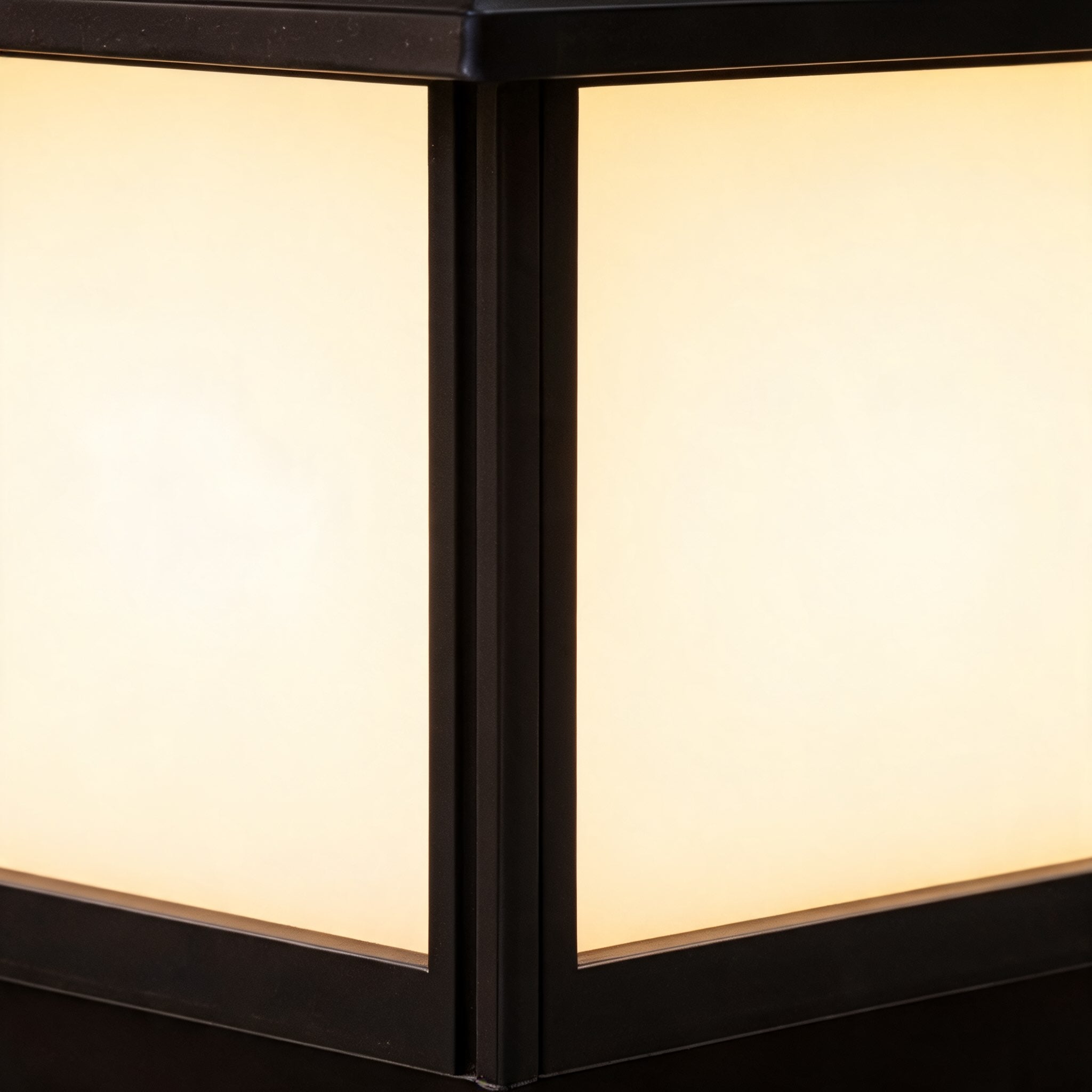 Modern Solar Garden Lights Waterproof Adjustable LED Aluminum Pillar Light with IP54 Rating | ribuella