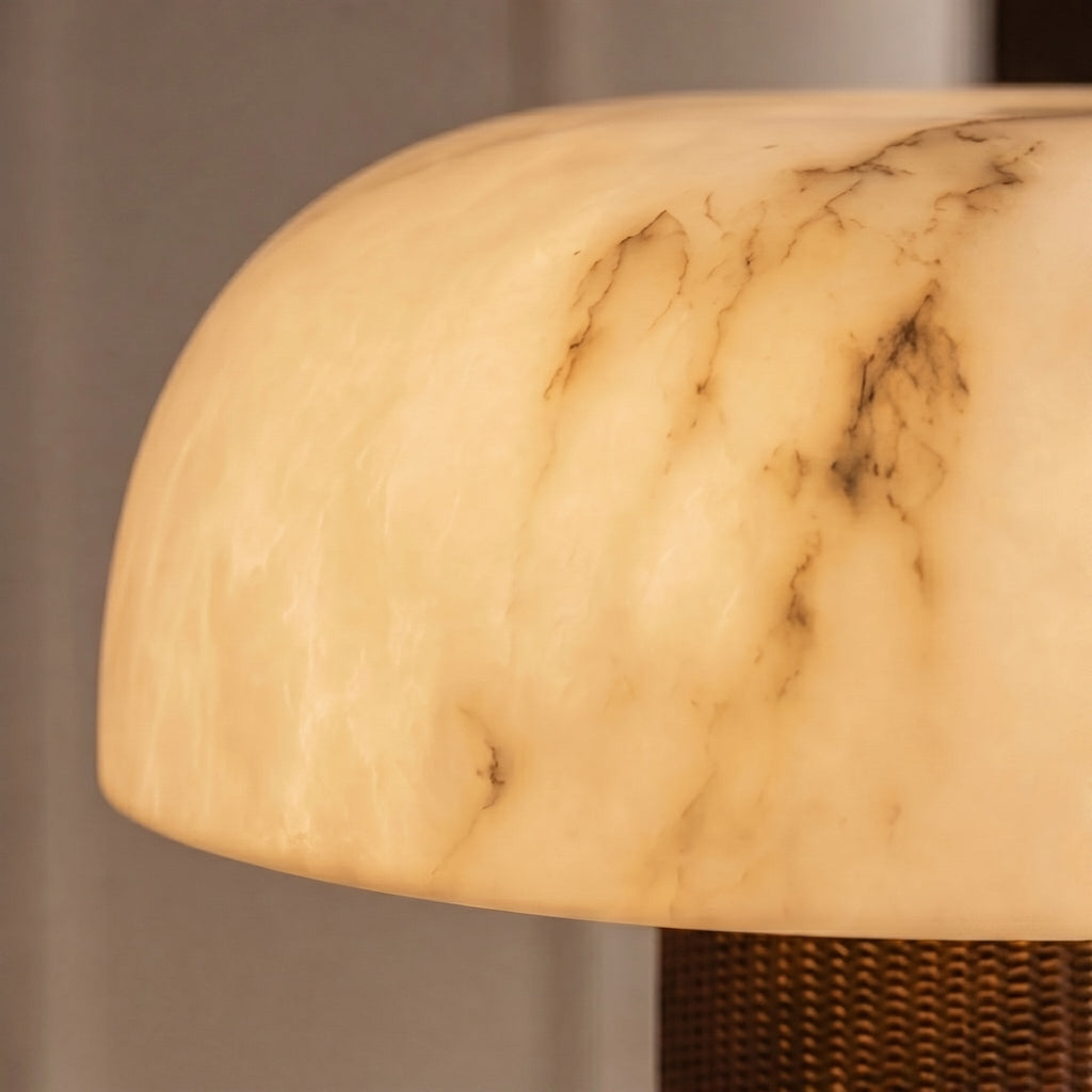 Moderne Tischlampe mit zylindrischer Lederbasis und Schirm aus Alabasterimitat, dimmbar, für Schlafzimmer oder Schreibtisch | ribuella