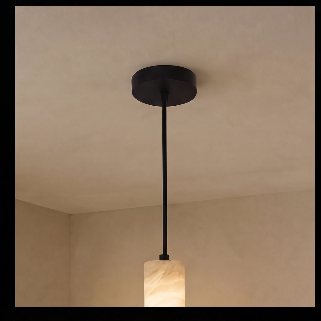 Moderne verstellbare Pendelleuchte aus Messing oder schwarzem Metall mit LED-Licht für Küche und Esszimmer | ribuella