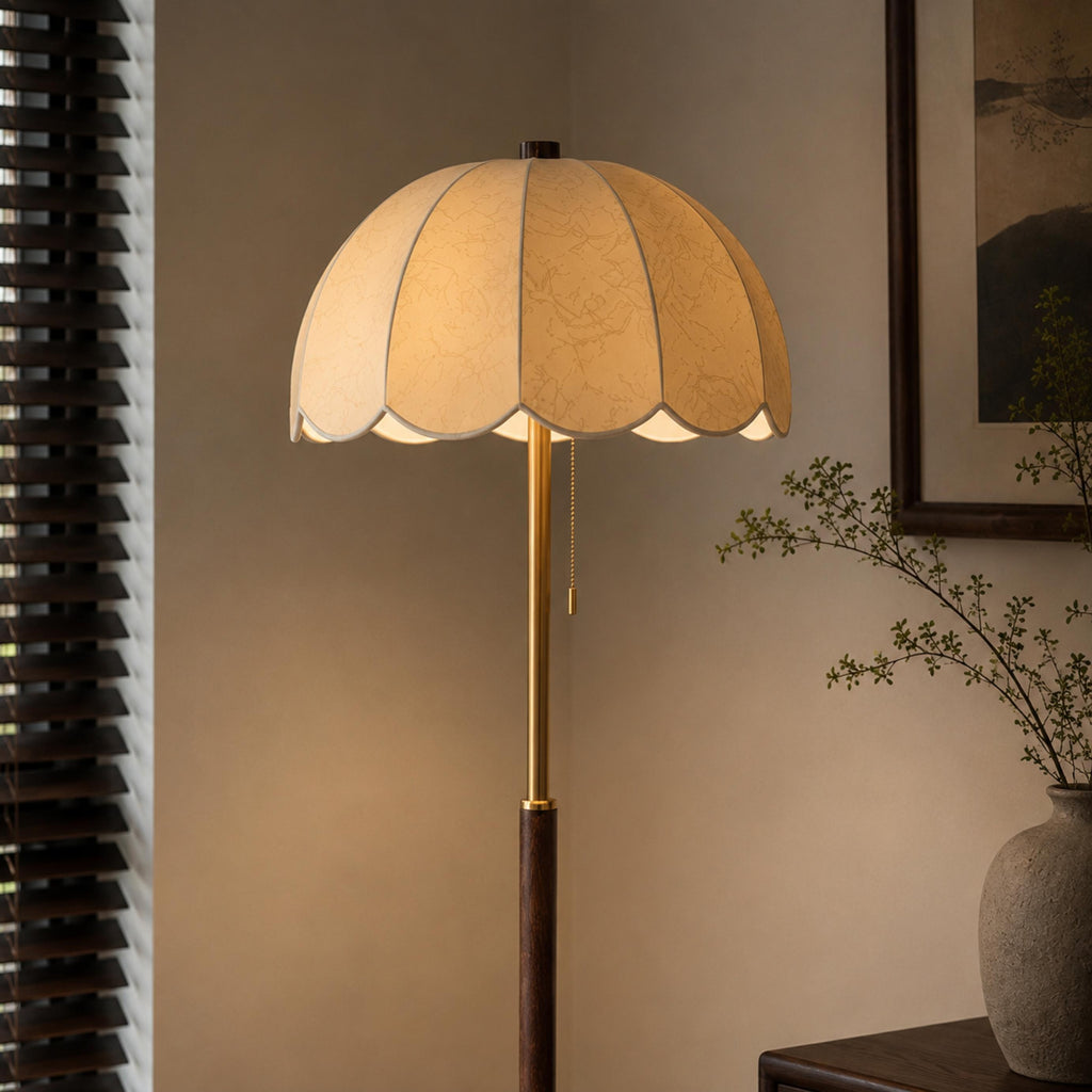 Moderní stojací lampa s dřevěnou základnou a textilním stínidlem, nastavitelná výška, žárovka E14, do obývacího pokoje | ribuella