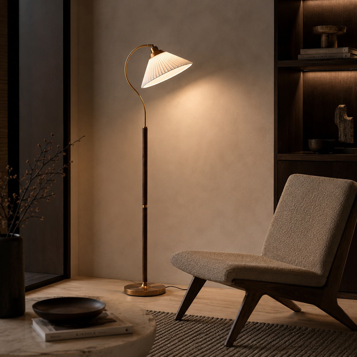 Modern Floor Lamp with Pleated Shade and Wooden Base Adjustable Height for Indoor Use AC 110-240V | ribuella