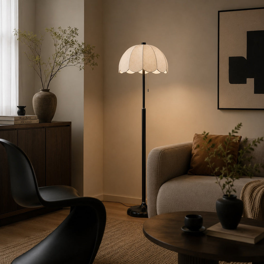 Moderní stojací lampa s dřevěnou základnou a textilním stínidlem, nastavitelná výška, žárovka E14, do obývacího pokoje | ribuella