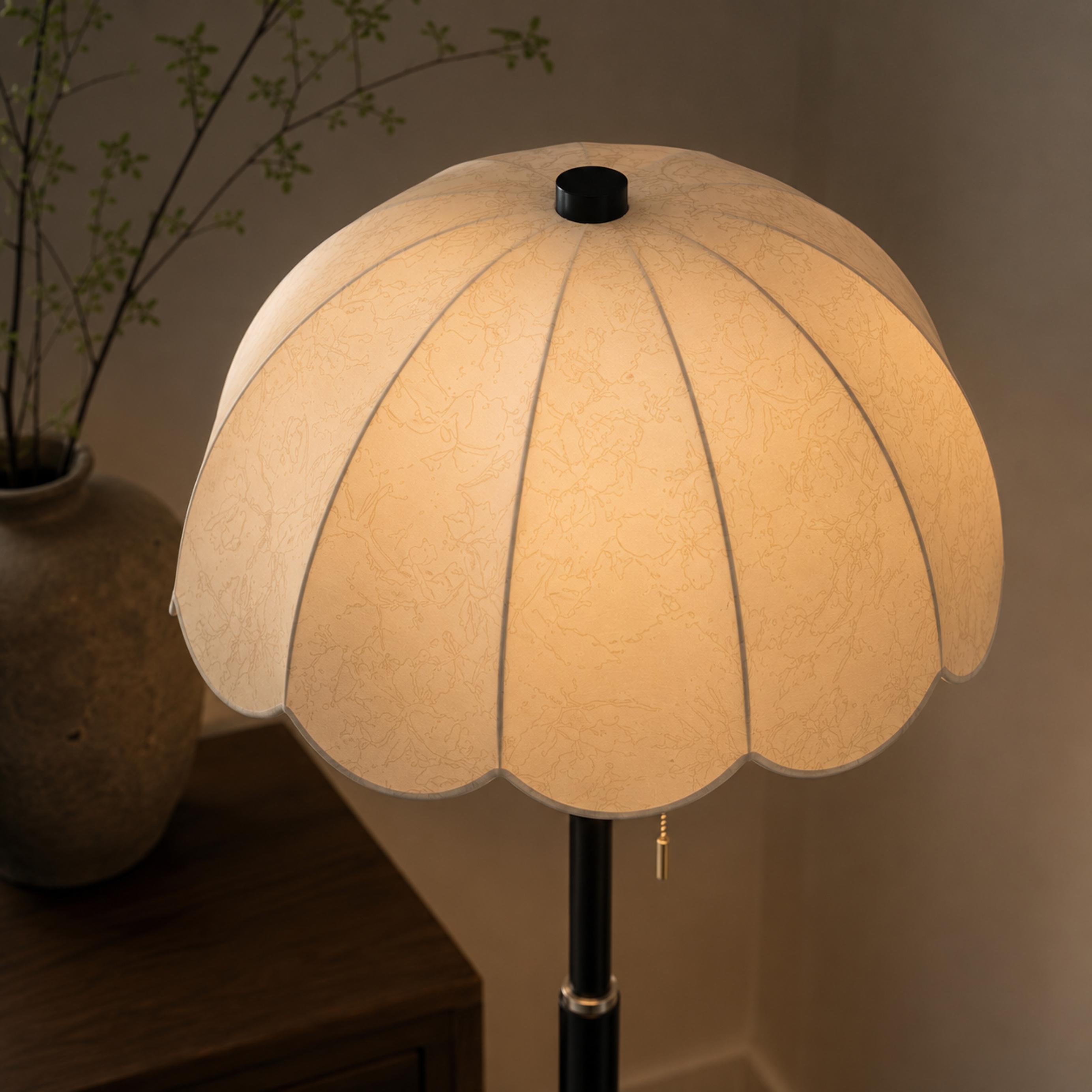 Moderní stojací lampa s dřevěnou základnou a textilním stínidlem, nastavitelná výška, žárovka E14, do obývacího pokoje | ribuella