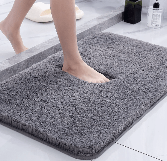 Supreme Comfort Microfiber Bath Mat for Everyday Use | ribuella