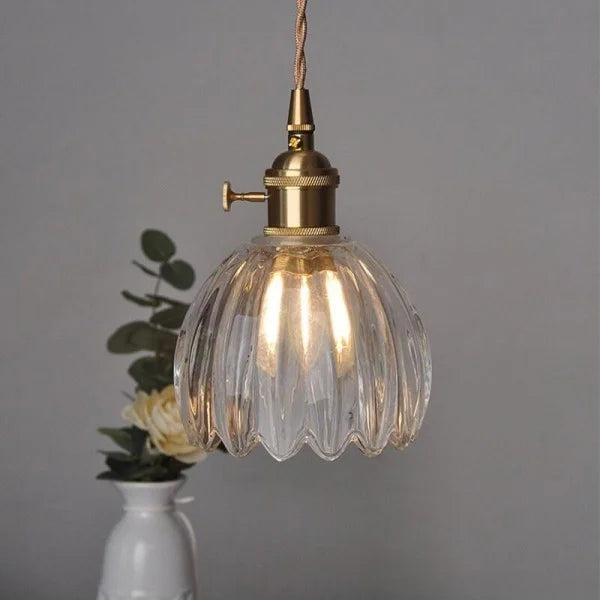 Lyra Bloom LED-pendellampa i glas i japansk retrostil