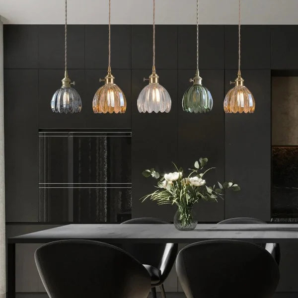 Lyra Bloom LED-pendellampa i glas i japansk retrostil