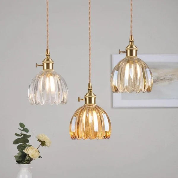 Lyra Bloom LED-pendellampa i glas i japansk retrostil