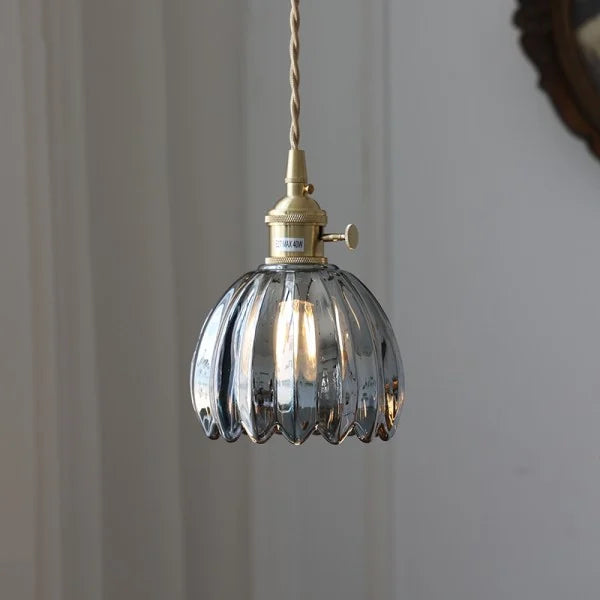 Lyra Bloom LED-pendellampa i glas i japansk retrostil