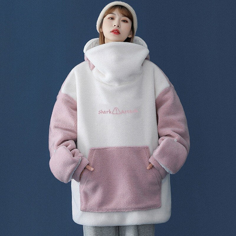Sudadera con capucha de tiburón kawaii y bolsillos delanteros, diseño suave y cálido