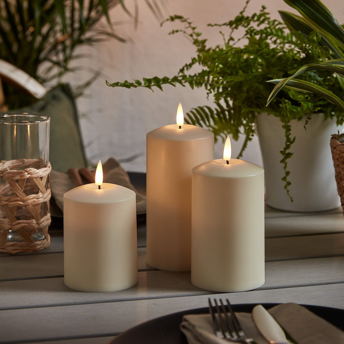 Set di 3 candele LED con timer per uso esterno | ribuella
