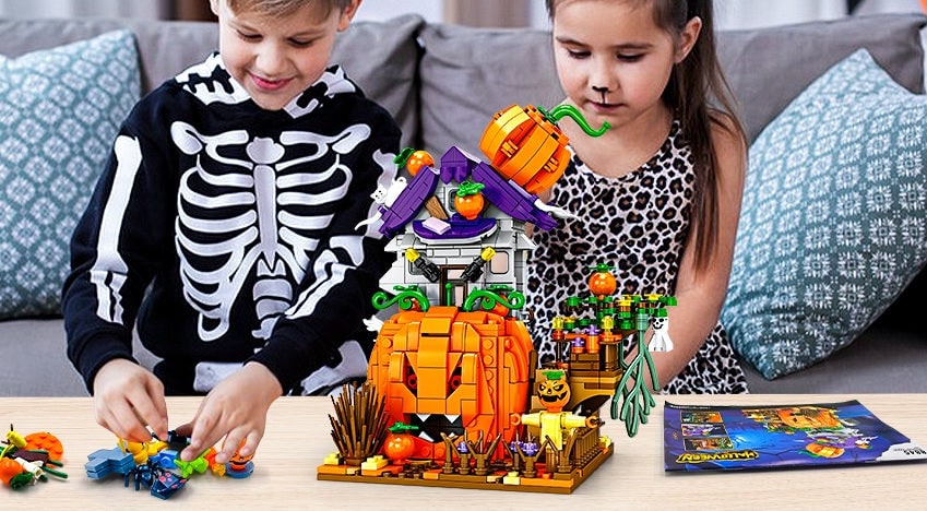 Dětská halloweenská stavebnice z magnetických dílků - dýňový domeček, strašidelné figurky