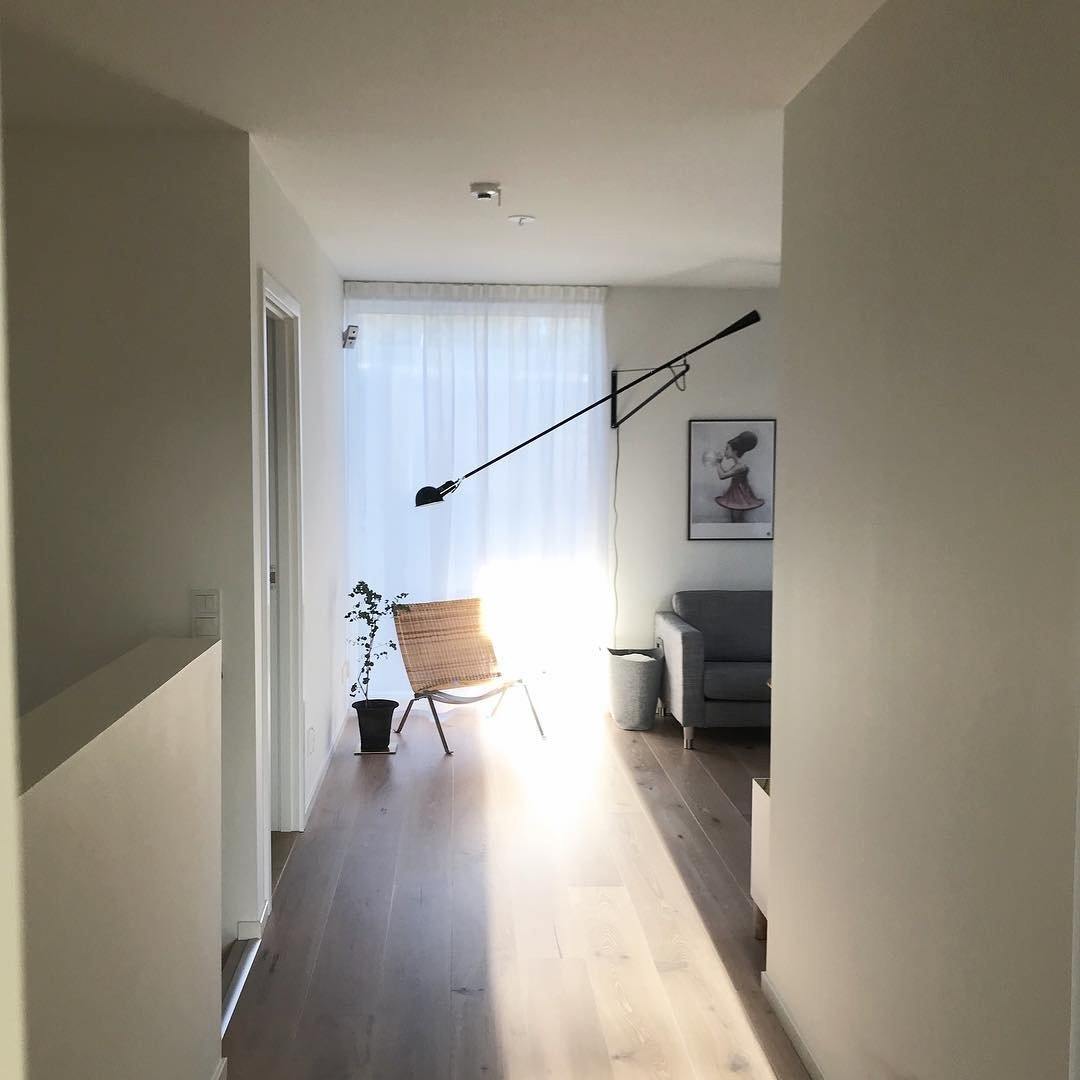 Lampada da parete orientabile e regolabile, illuminazione direzionale industriale