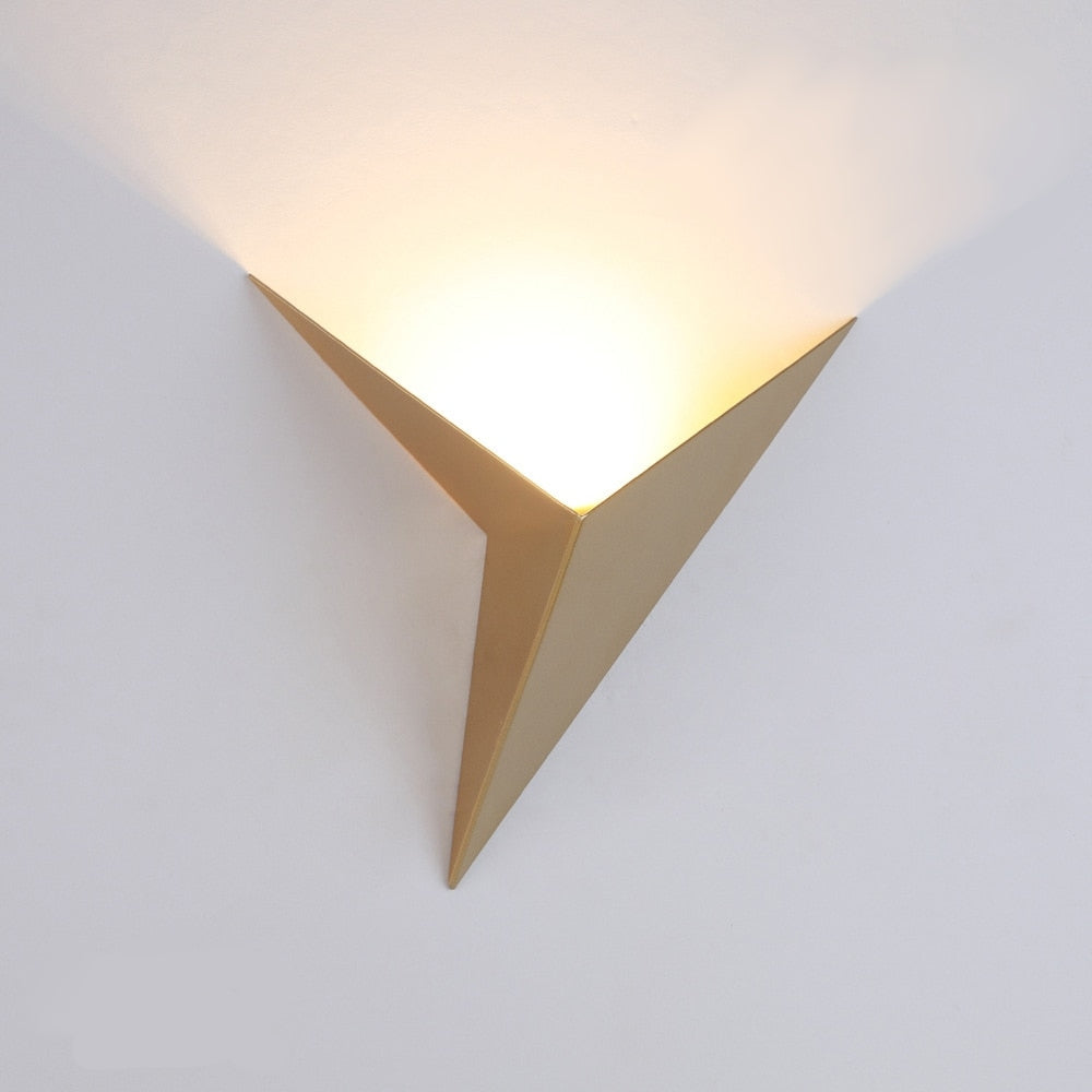 Luxury Triangular Wall Light: Sleek Geometric Profile And Modern Silhouette