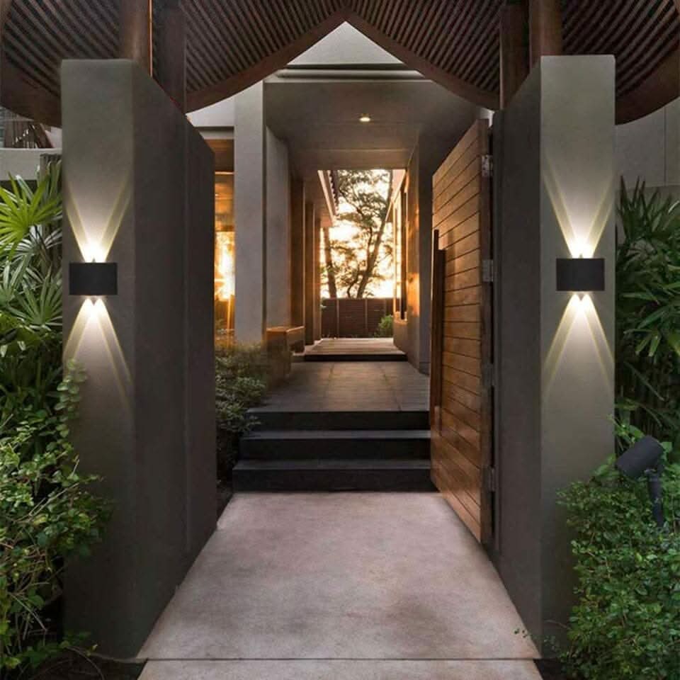 Modern Curved Outdoor Sconce — Waterproof LED, Dual Beam Uplight Downlight
