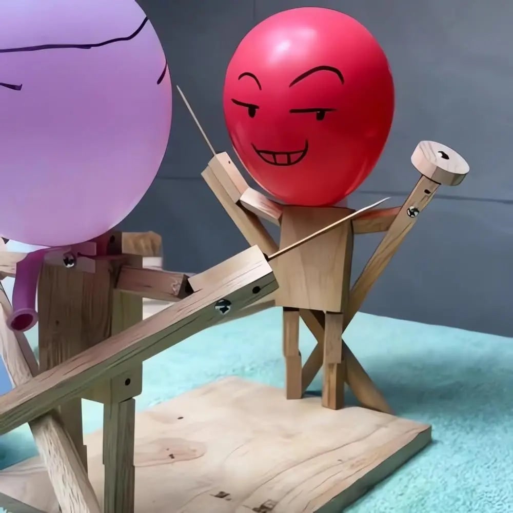 Wooden Balloon Pop Battle Fencing Game Puppet Fighters