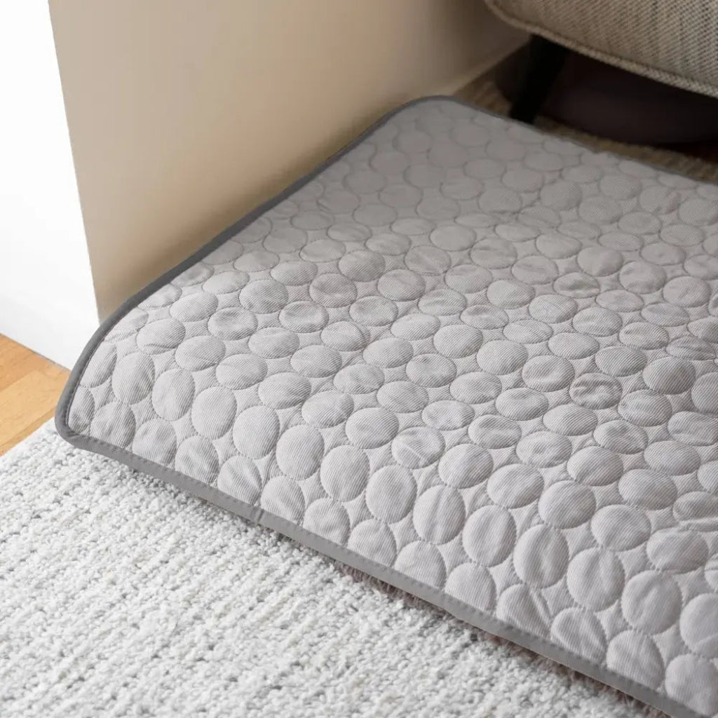 Self Cooling Pet Mat Dogs Cats Lightweight Portable Bed