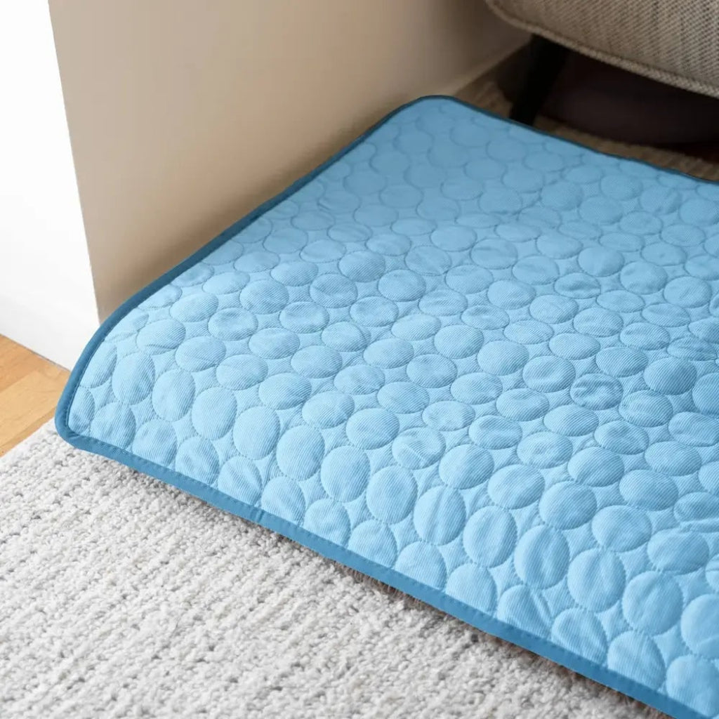 Self Cooling Pet Mat Dogs Cats Lightweight Portable Bed